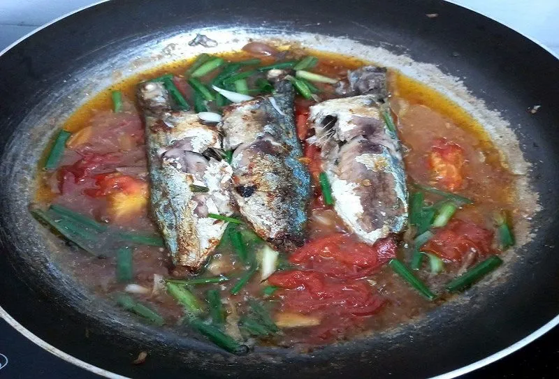 Bí quyết nấu cá bạc má sốt cà chua đậm đà, cực dễ nấu