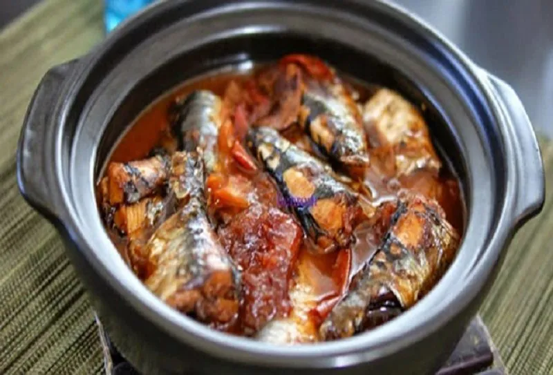 Cách làm cá mòi kho cà chua đậm đà, thơm ngon cực đưa cơm