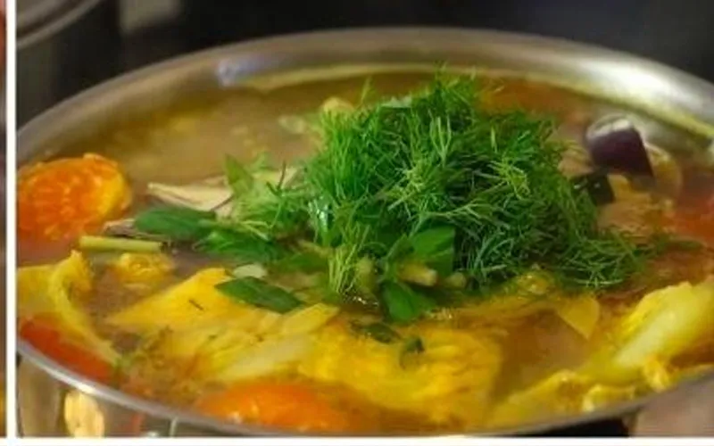 Cách làm cá tầm nấu canh chua thanh mát, bổ dưỡng cho cả nhà