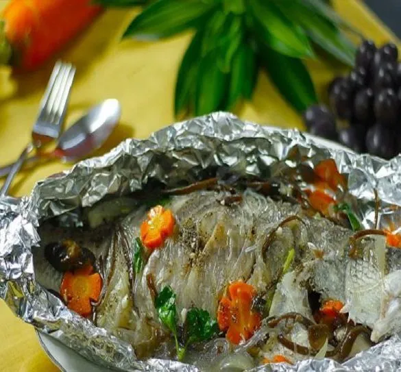 Cách làm cá vược nướng giấy bạc ngọt thịt, ăn là ghiền