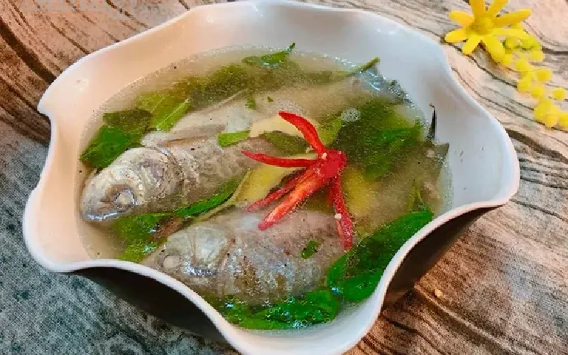 Cách làm canh cá diếc rau răm ngon thơm đúng vị