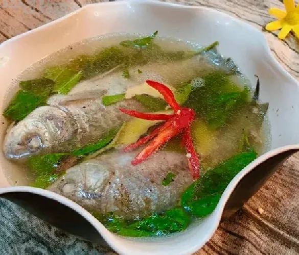 Cách làm canh cá diếc rau răm ngon thơm đúng vị