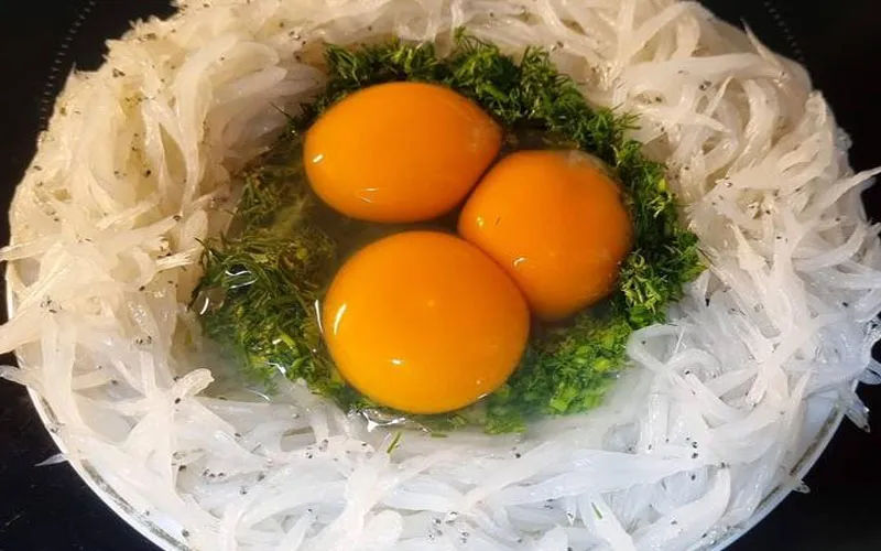 Cách làm món cá ngần rán trứng đơn giản mà lại cực kỳ thơm ngon
