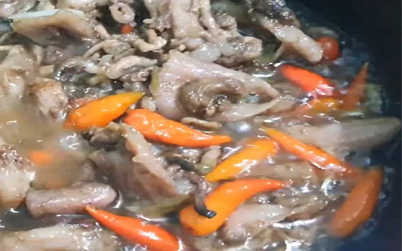Cách làm ruột cá lóc kho tiêu thơm ngon lạ miệng đậm đà cho bữa cơm