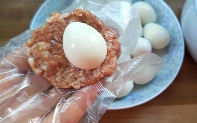 Cách làm xíu mại trứng cút, thơm ngon chuẩn vị