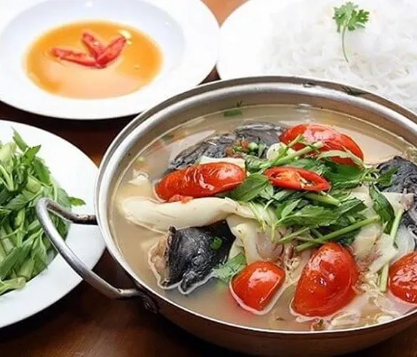 Cách nấu lẩu cá tầm măng chua thơm ngon hấp dẫn cực dễ làm